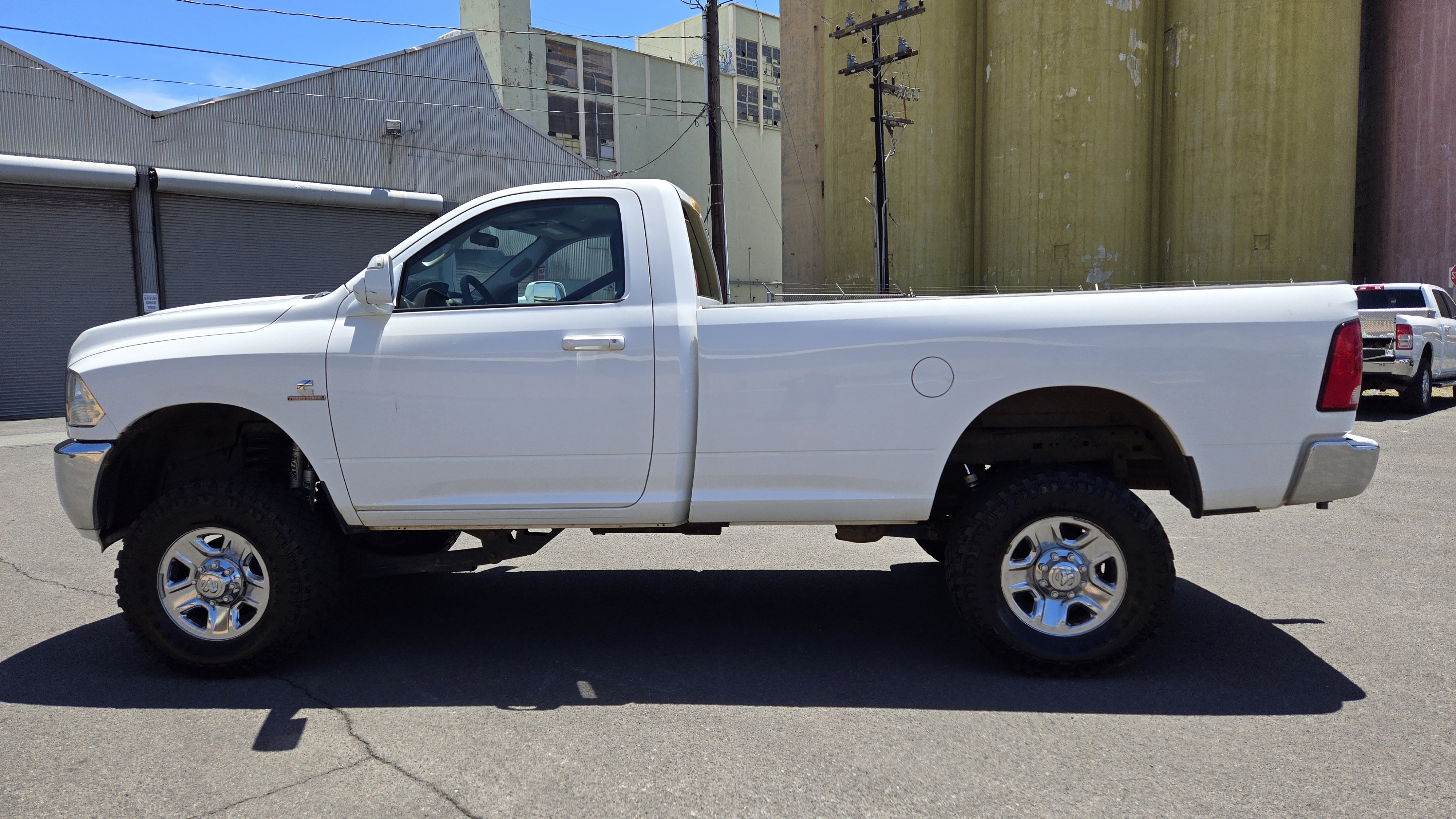 2018 Ram 2500 Tradesman Regular Cab 4x4xLong Box - related image 2018 Ram 2500 Tradesman Regular Cab 4x4xLong Box - related image