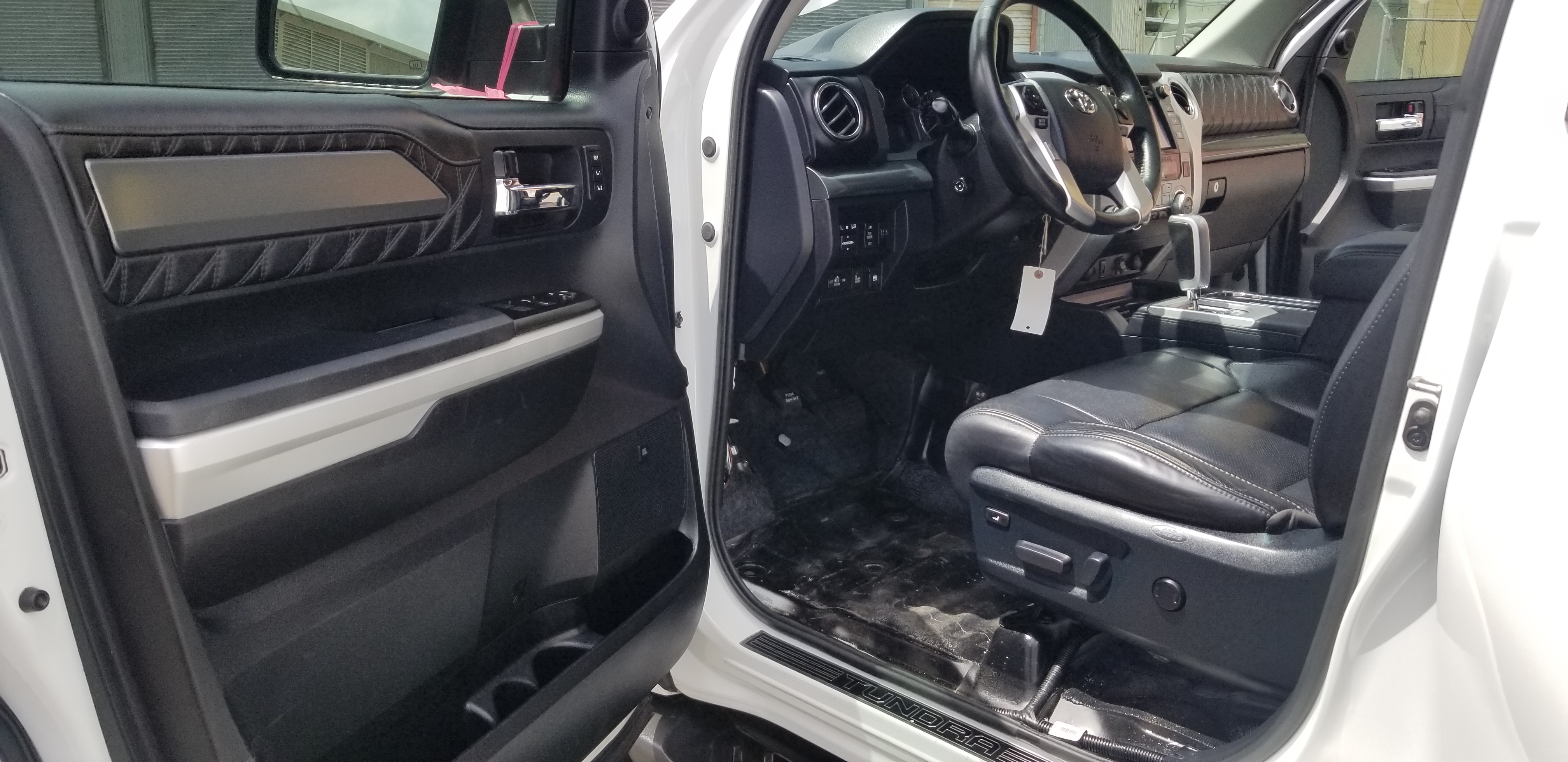 2017 Toyota Tundra Platinum Crew Cab Pickup w/ 4x4 - related image 2017 Toyota Tundra Platinum Crew Cab Pickup w/ 4x4 - related image