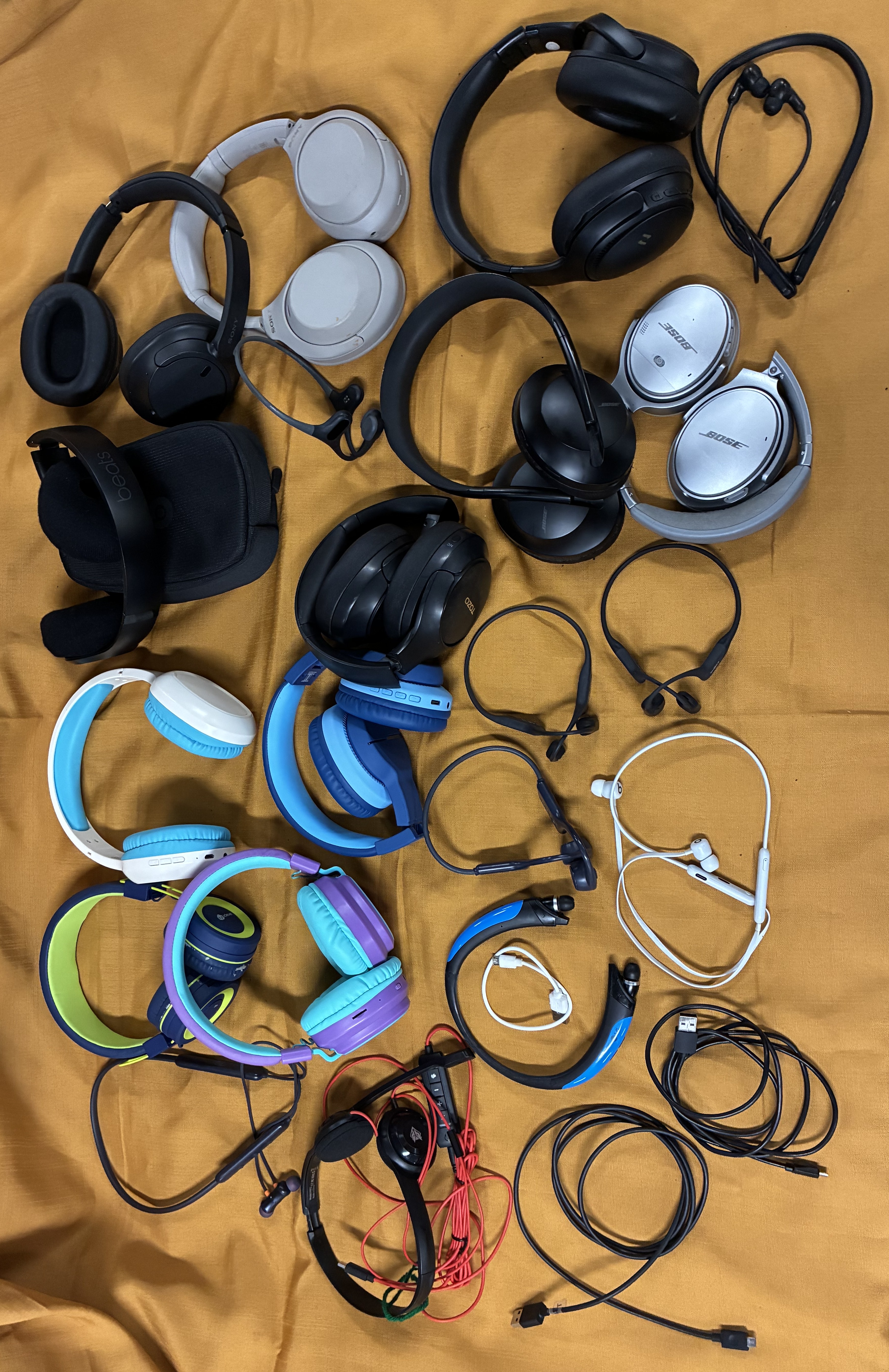 Headphones - Headphones