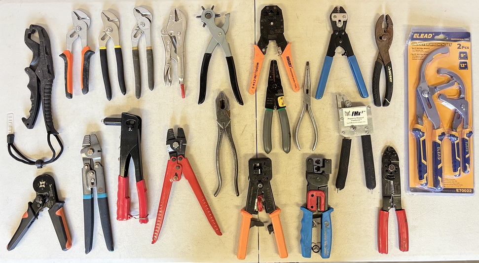 Assorted Pliers (27-0118)