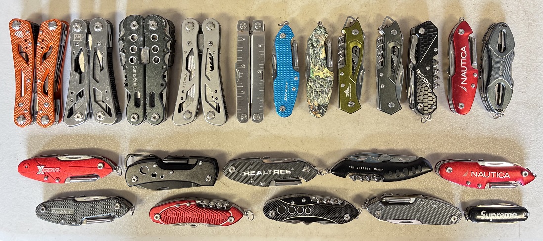 Assorted Multi-Tools #1 (27-0114) photo 3